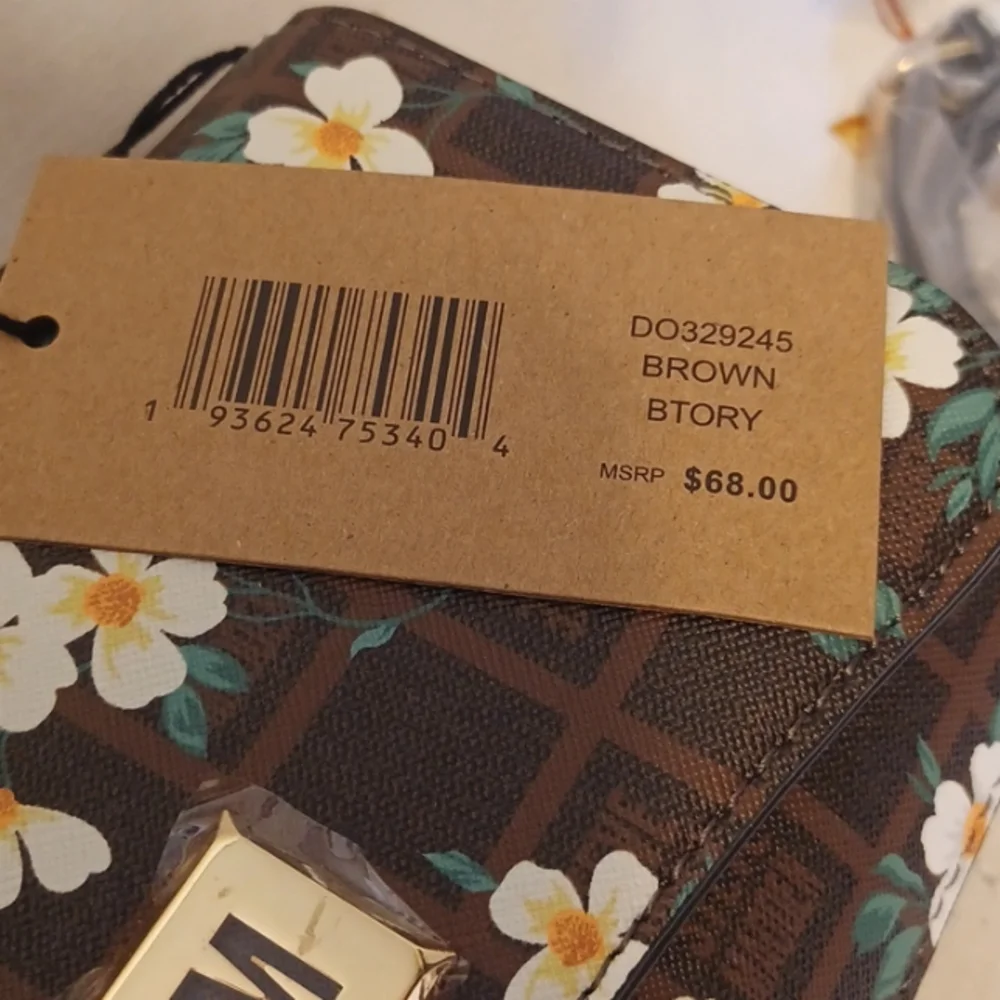 NWT! Steve Madden Faux Leather Crossbody. Brown with Floral Daisy print. 🌼🌸🌼 - Picture 4 of 9